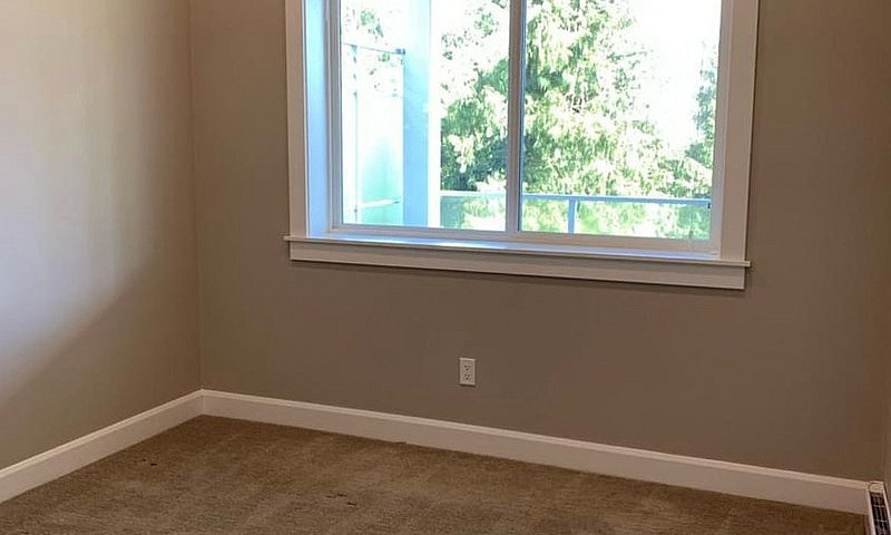 Bright & Clean 1 Bed...