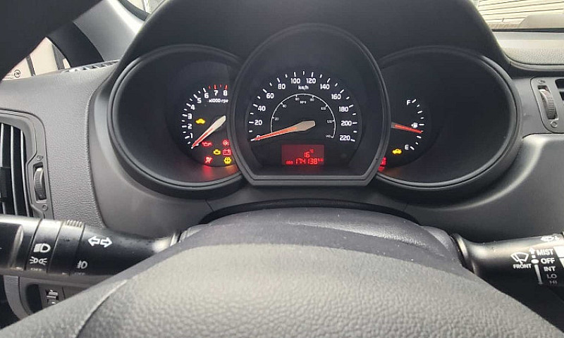 Kia Rio Lx...
