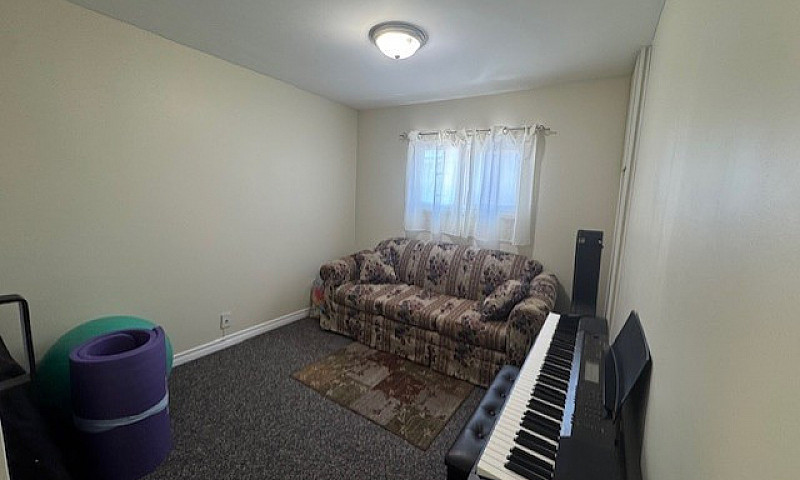 Renovated Move In Re...