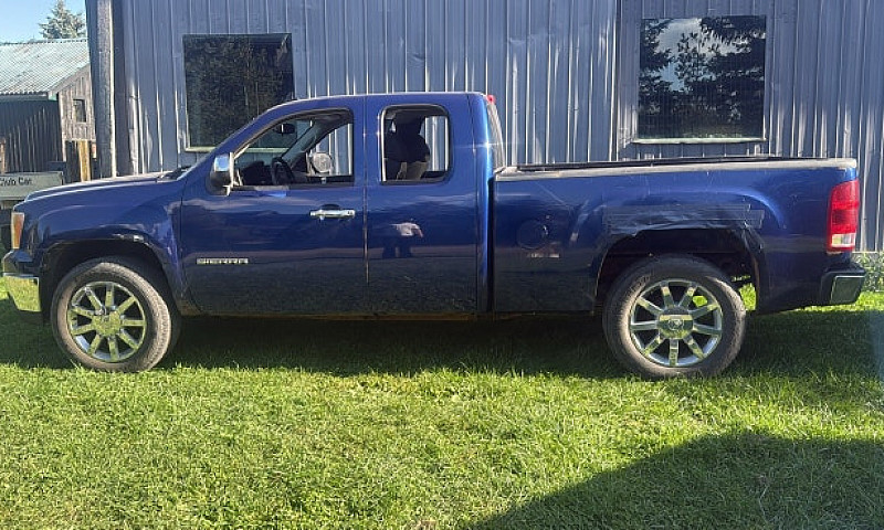 2013 Gmc Sierra...