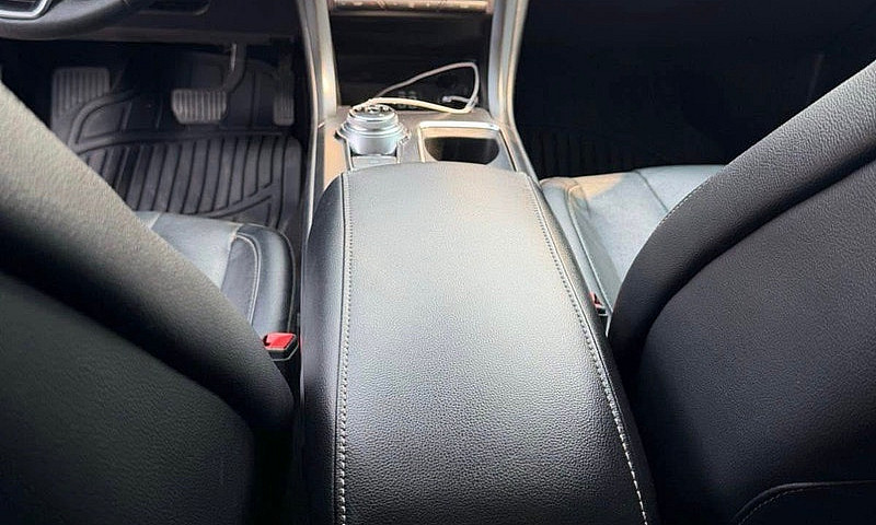 2020 Ford Fusion Hyb...