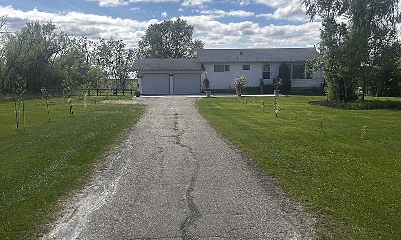 Country Home For Sal...