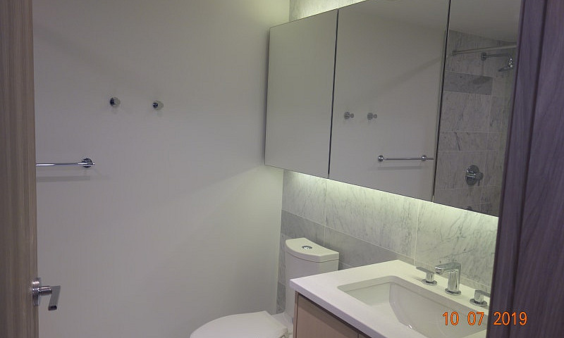 2 Bed Condo In Richm...