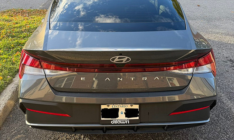2025 Hyundai Elantra...