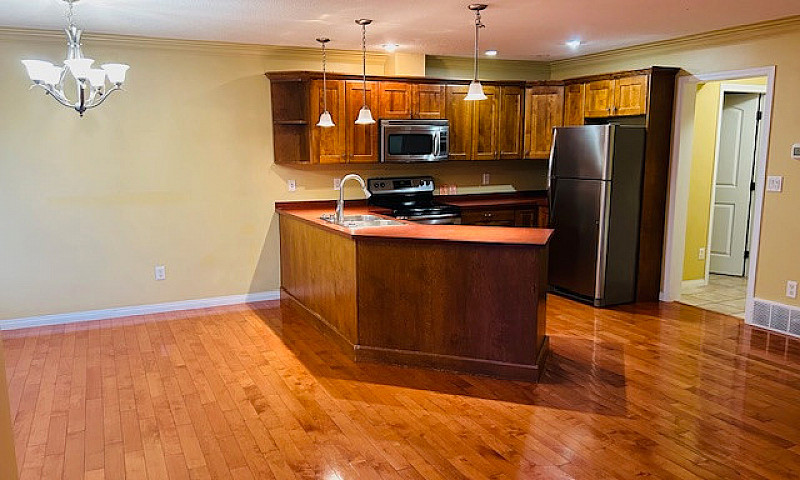 Townhouse For Rent...