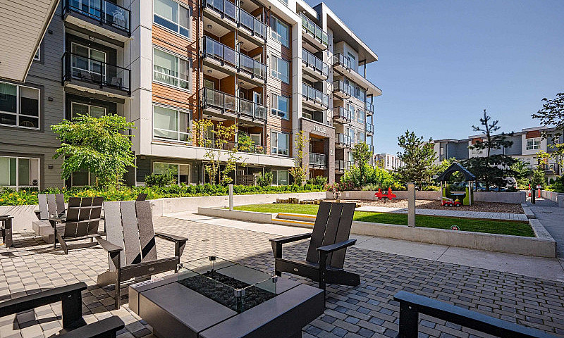 2 Beds 2 Baths - Apa...