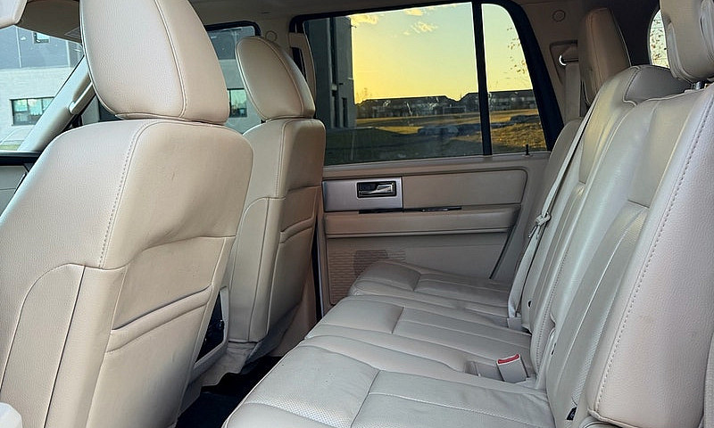 Ford Expedition Max ...