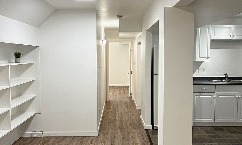 Quiet & Spacious 2-B...