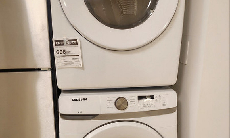 Private Brand New Ba...