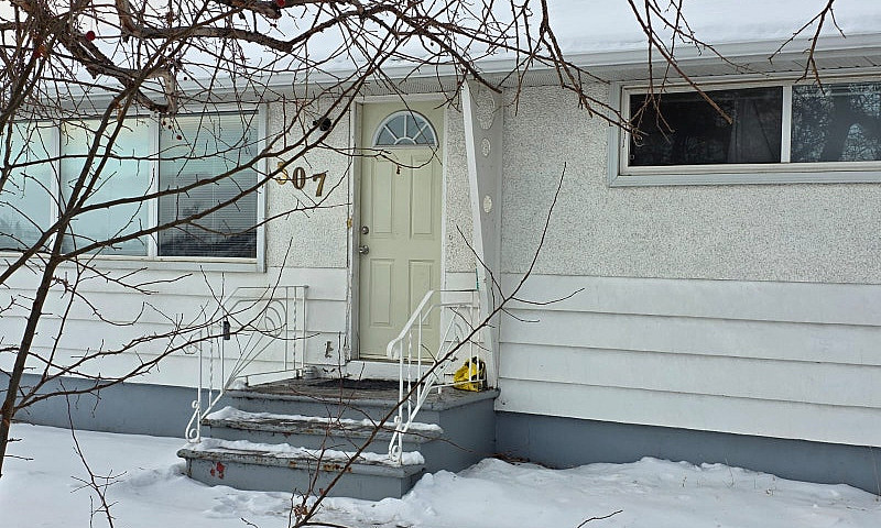 Spacious 1-Bedroom B...