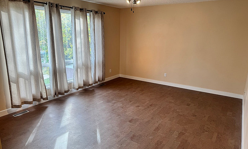 3 Bedroom Duplex...