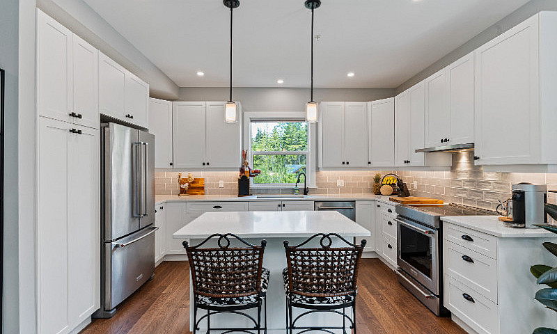 House For Sale - Sha...