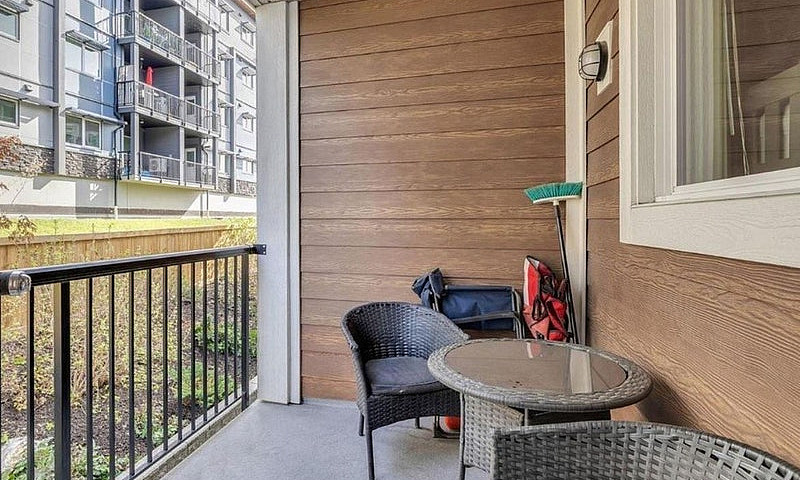 2 Bedroom Apartment ...