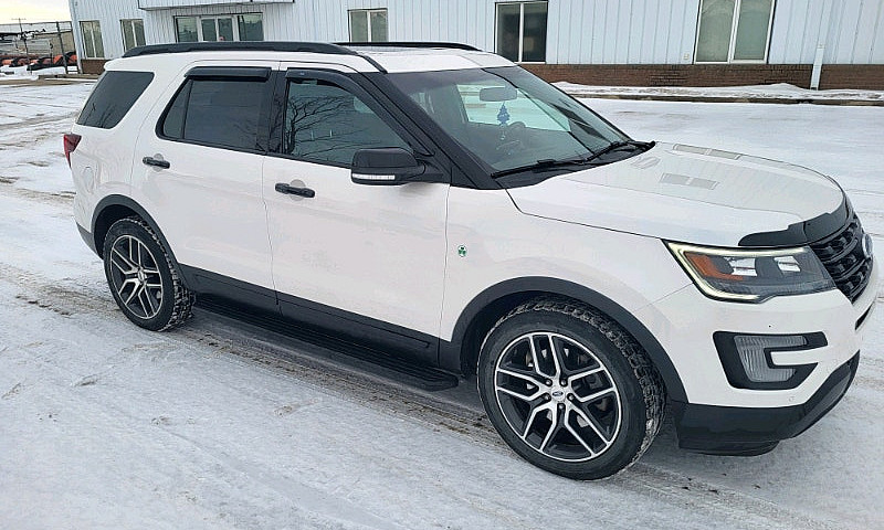2017 Ford Explorer S...