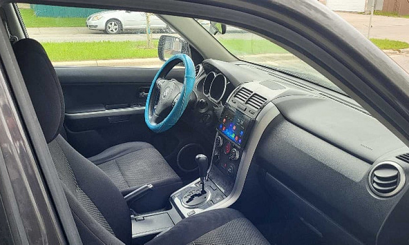 Suzuki Grand Vitara ...