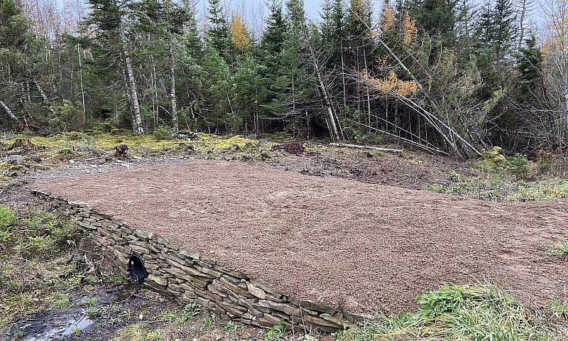 2.8 Acre Lot Jollyto...