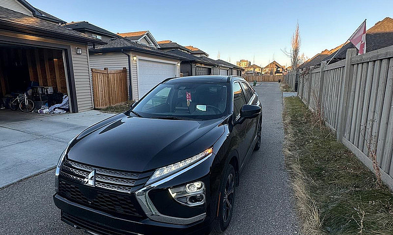 2022 Mitsubishi Ecli...