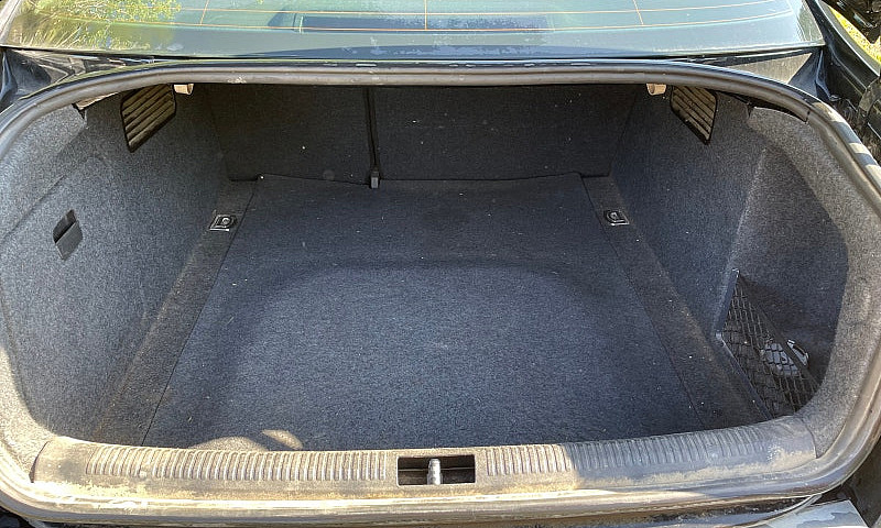 Audi Quatrro 4A 3.2L...