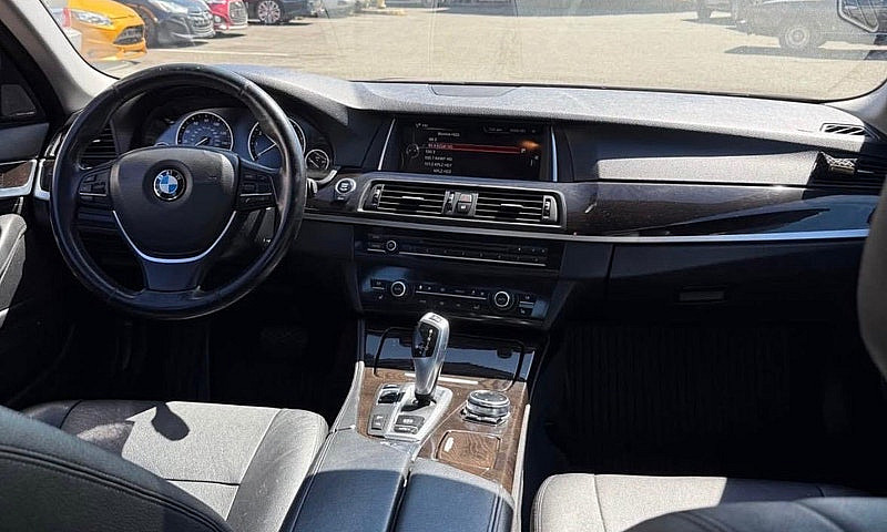 2012 Bmw 528I Xdrive...
