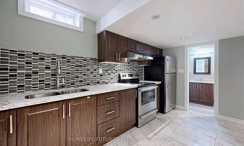 2 Bed Bsmt W/ Separa...