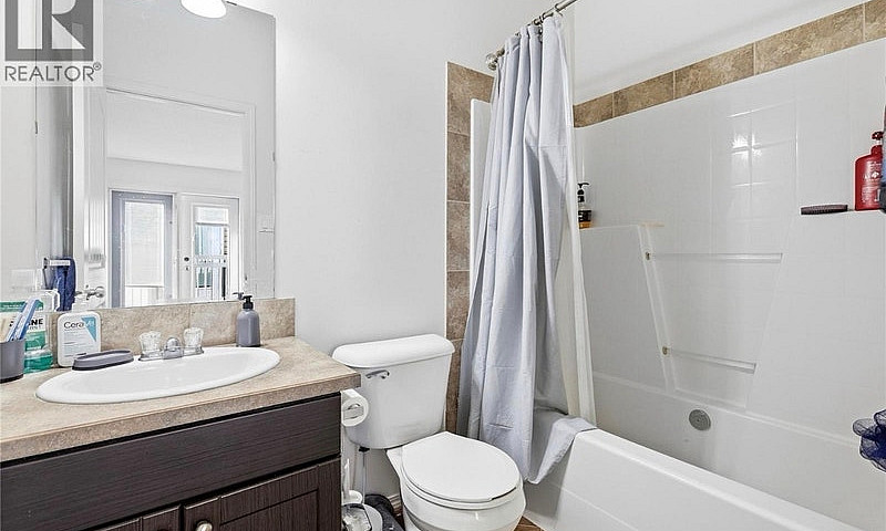 2 Bed 1 Bath Duplex ...