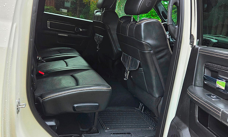 Ram 3500 Limited Meg...