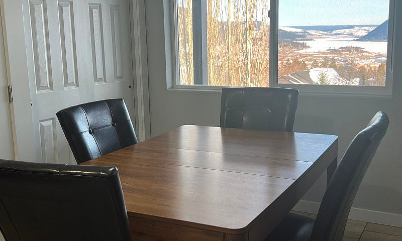 Fully Furnished Apar...