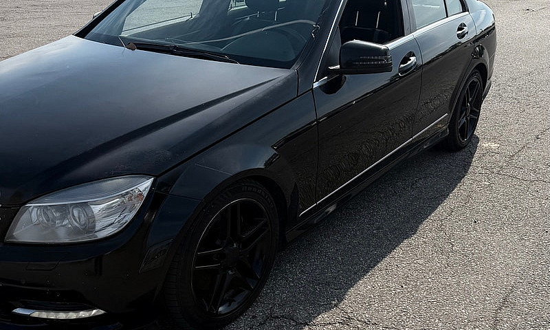 2011 Mercedes Benz C...