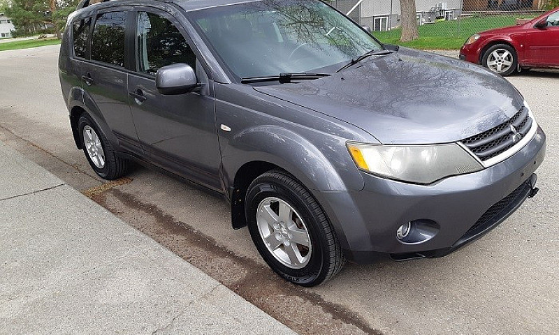 2007 Mitsubishi Outl...