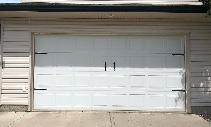 3 Bedrooms, 2 Bath, ...