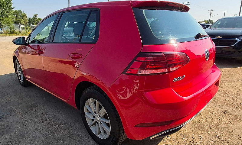 2019 Volkswagen Golf...