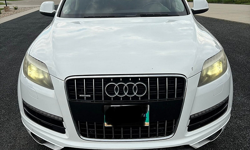 2011 Audi Q7...