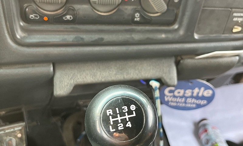 02 3500 Sierra Cab C...