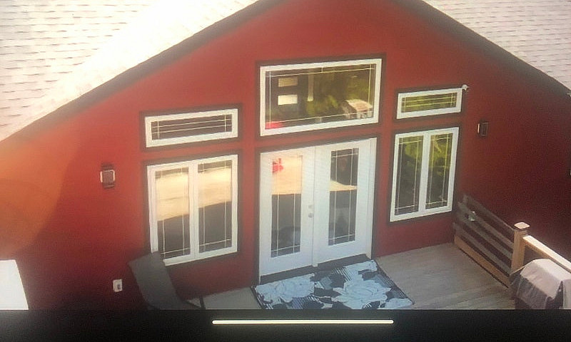 Year Round Cottage /...