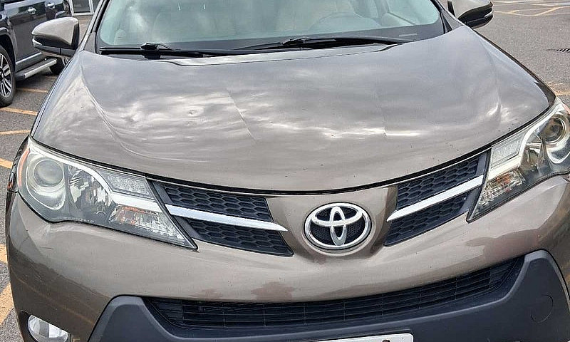 2013 Toyota Rav 4 A....