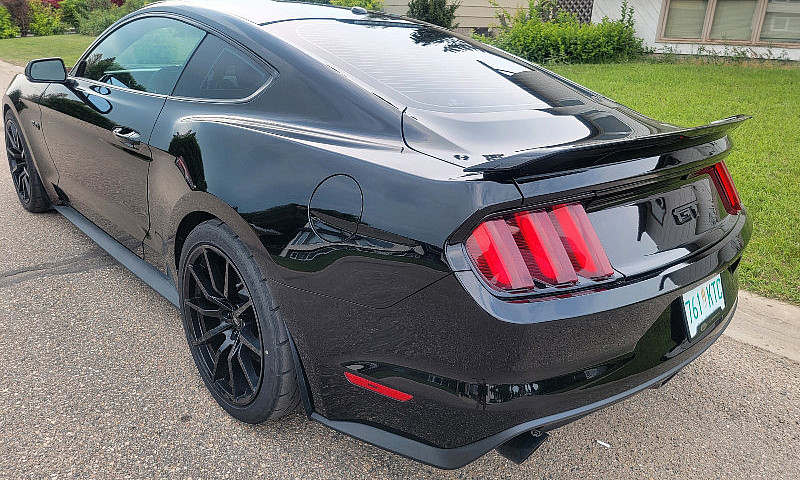 2017 Ford Mustang Gt...