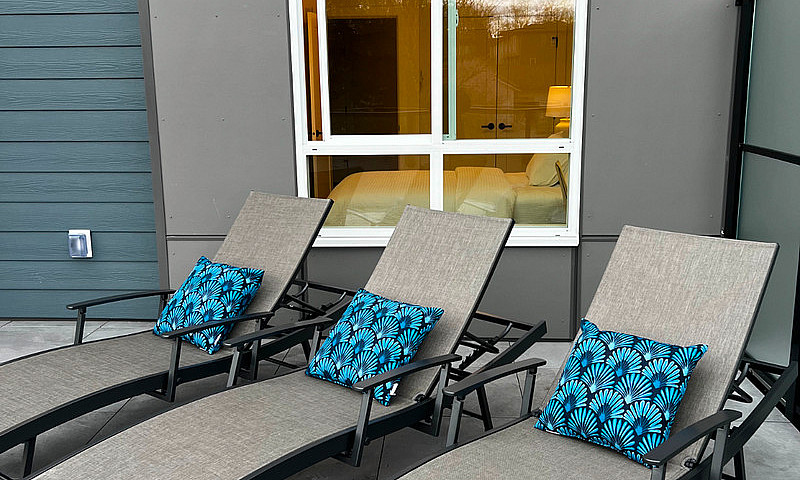 Furnished 2Bd 2Ba Co...