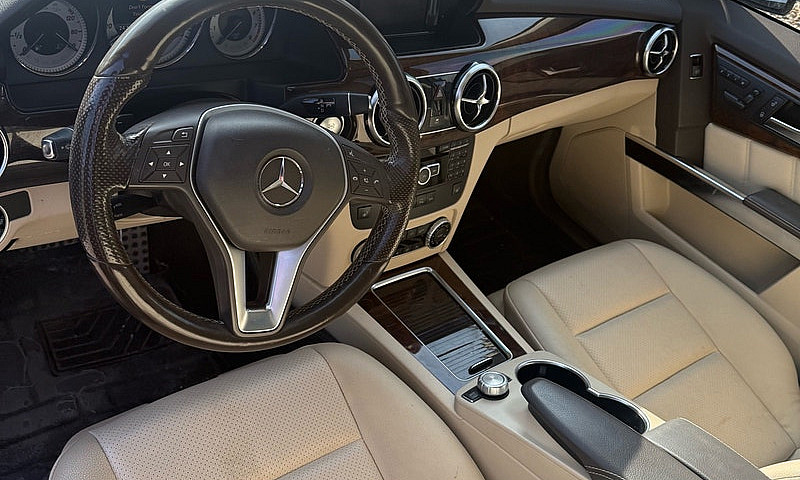 2013 Mercedes Glk350...