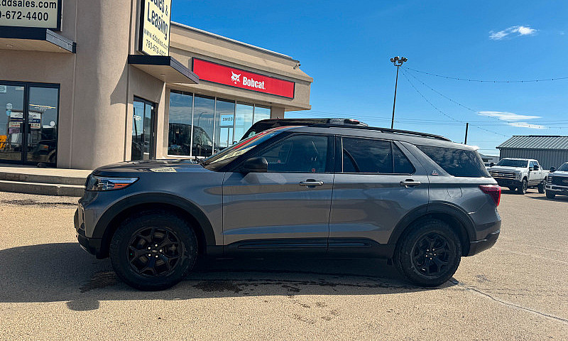2022 Ford Explorer T...