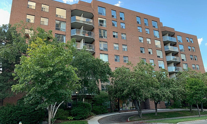 One & Two Bedroom Un...