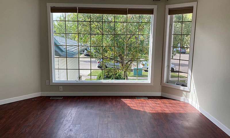 Bright 3 Bedroom Mai...