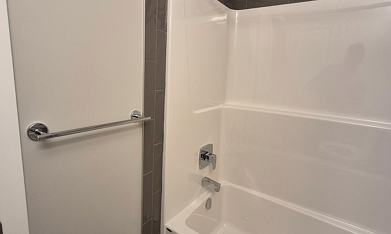 2 Bedroom Basement F...
