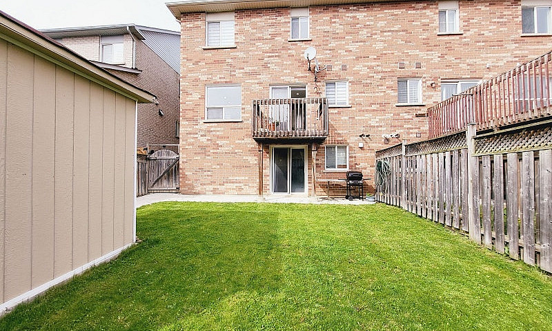 2 Bedroom Basement F...