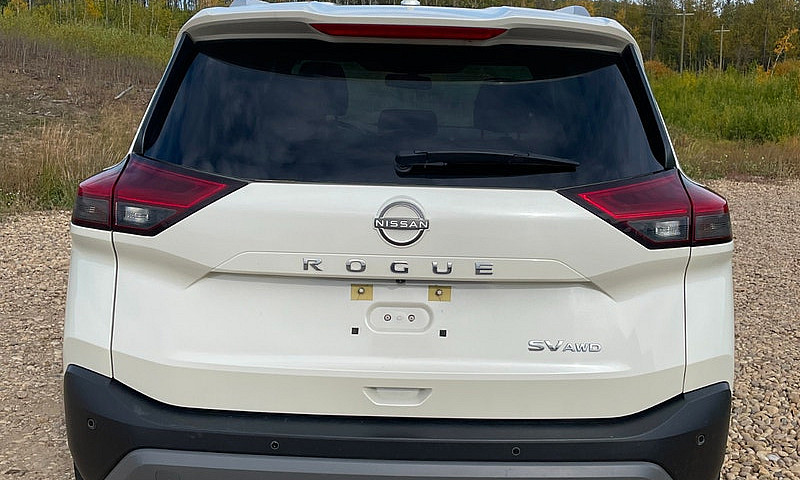 2022 Nissan Rouge...