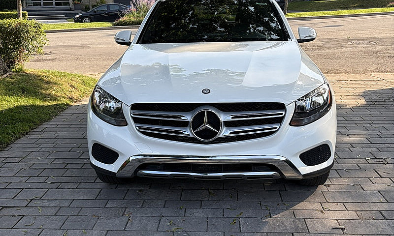 2016 Mercedes Glc-30...