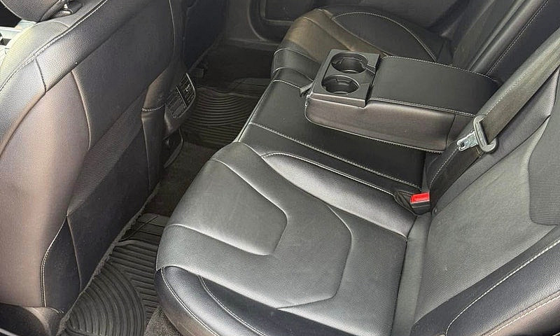 2020 Ford Fusion Hyb...