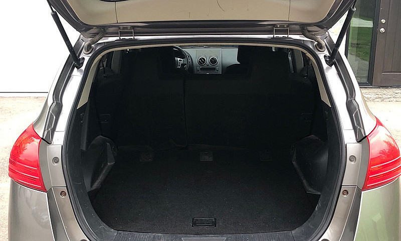 2010 Nissan Rogue...