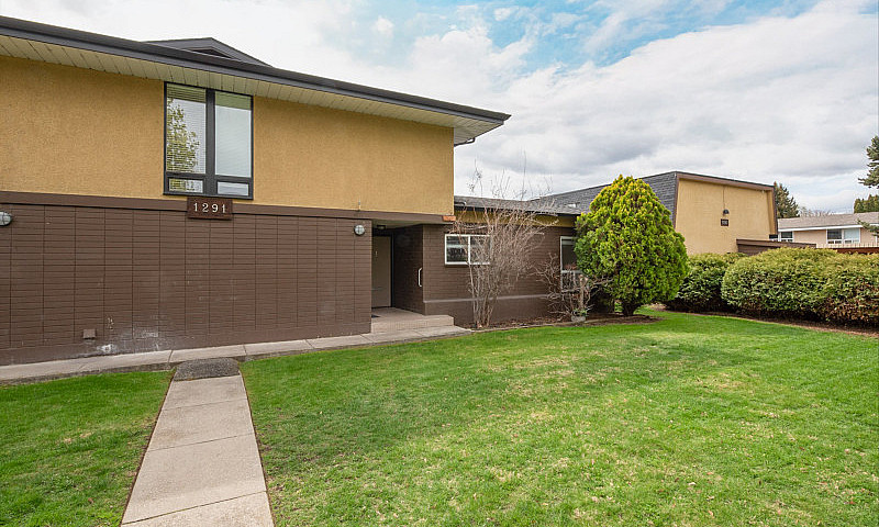 3 Bedroom Townhome, ...