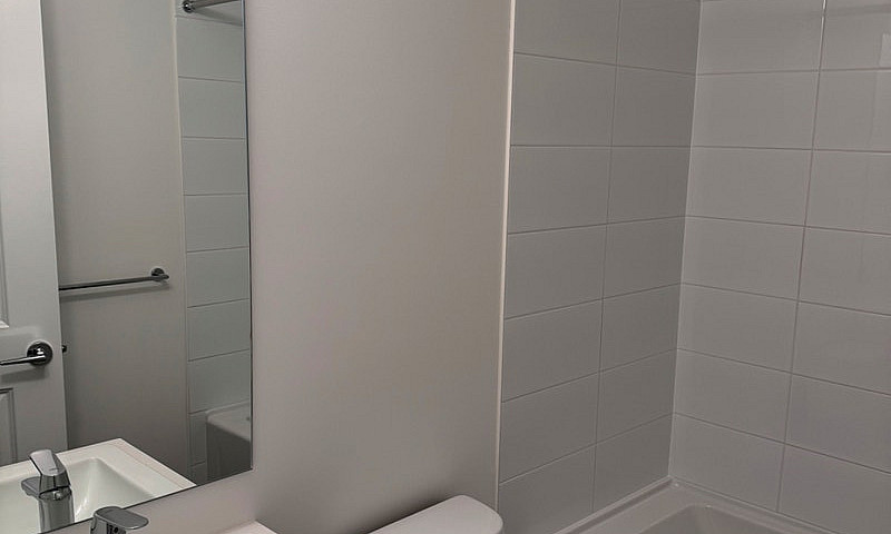 2 Bed 2 Bath Apartme...