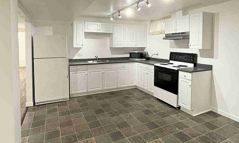 Quiet & Spacious 2-B...